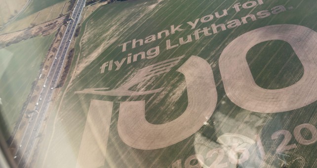 lufthansa 100 jahre feld ber 01