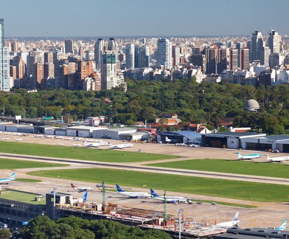 Stadtflughafen von Buenos Aires: Der militärische Bereich darf eigentlich nur von Staatsflugzeugen genutzt werden.