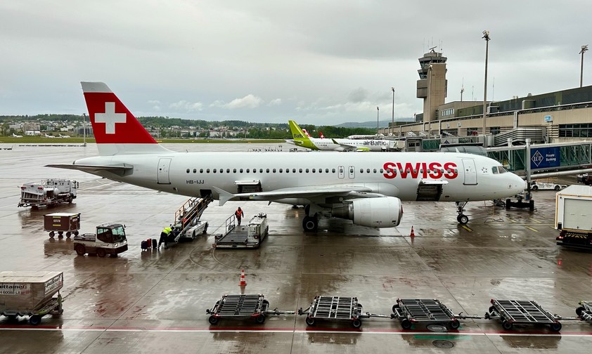 <strong>Zürich </strong>

1. Swiss (inklusive Edelweiss): 22,5 Millionen
2. Easyjet: 1,2 Millionen
3. Eurowings: 1,1 Millionen