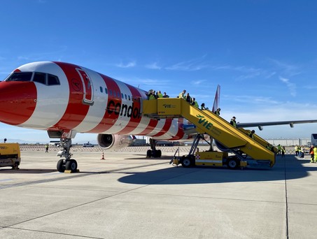 condor boeing 757 abschied wien 01