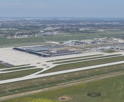 Southern runway at the new Berlin Brandenburg Airport.