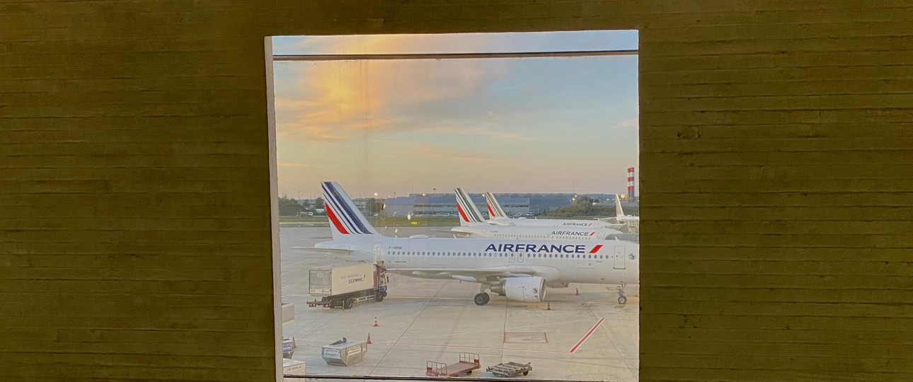 Blick auf Air-France-Flugzeuge am Flughafen Paris-Charles-de-Gaulle: Paris hat den höchsten Markenwert aller Flughäfen weltweit. 