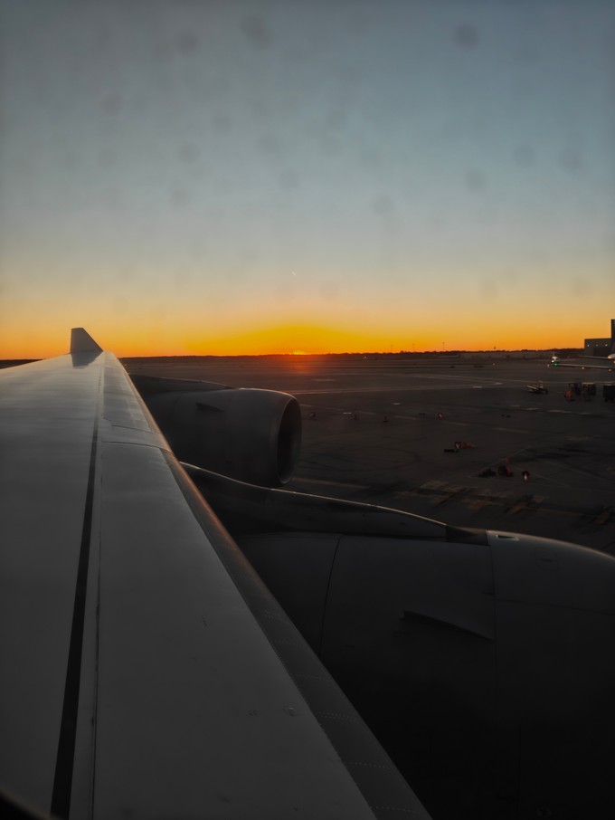 Manchmal braucht es nur einen Blick aus dem Fenster, um die Magie des Fliegens zu spüren. 