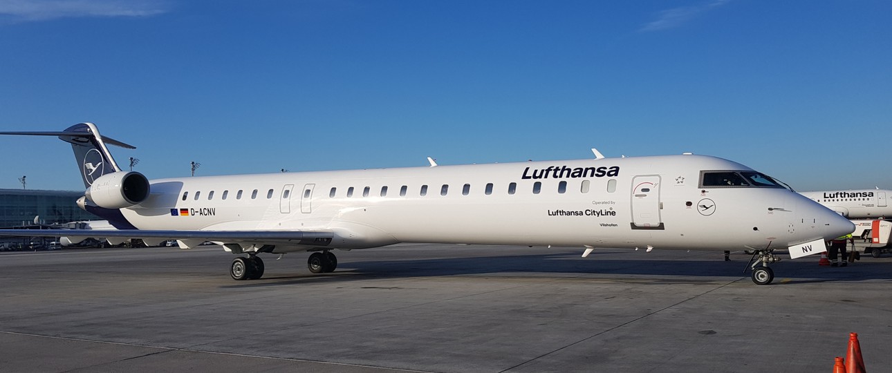 Bombardier CRJ 900 von Lufthansa Cityline: Schon recht klein.