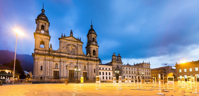 Emirates fliegt mit Boeing 777 von Dubai über Miami nach Bogota in Kolumbien (im Bild). Der Flug (EK213/214) bringt es auf 15.049 Kilometer.