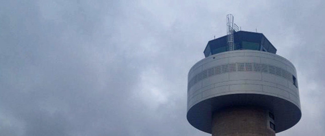 Tower in Kassel Calden: Nocht nicht so viel zu tun