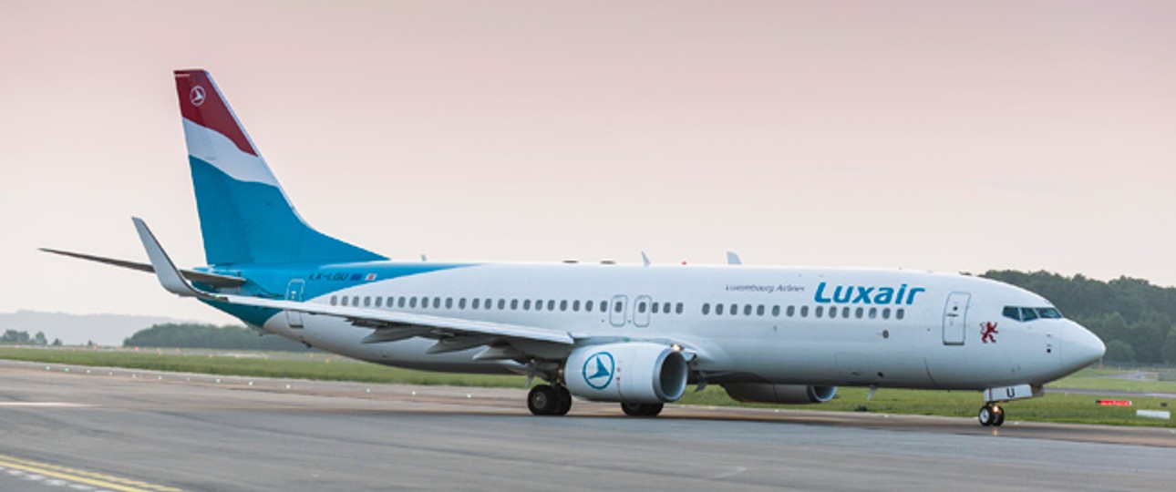 Flugzeug von Luxair: Die Airline fliegt schon von Saarbrücken nach Hamburg.