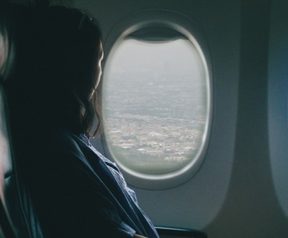 Passagierin: Wer früh storniert zahlt künftig vielleicht weniger.