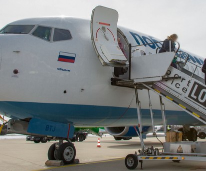 Boeing 737 von Pobeda in Memmingen: Aktuell fast nur noch russische Inlandsziele im Angebot.