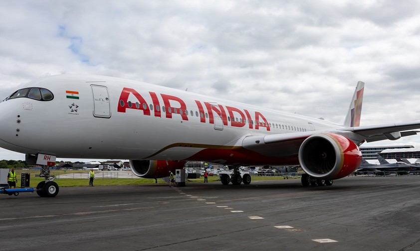 Neuer Auftritt: Air India zeigt ihren neuen A350 auf der Airshow.