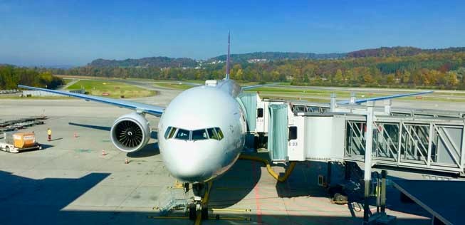 Die Boeing 777 ist der neueste Langstreckenflieger von Swiss. Ihre Kabine dient als Blaupause für die Renovierung, die auch bei den letzten Airbus A340 ansteht.