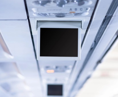 Monitore in der Passenger Service Unit: Bestimmte Modelle in älteren Boeing 737 müssen nachgerüstet werden.