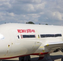 Dreamliner -VT-ANB vor der Auslieferung 2014: Das Flugzeug hatte immer wieder Probleme. 