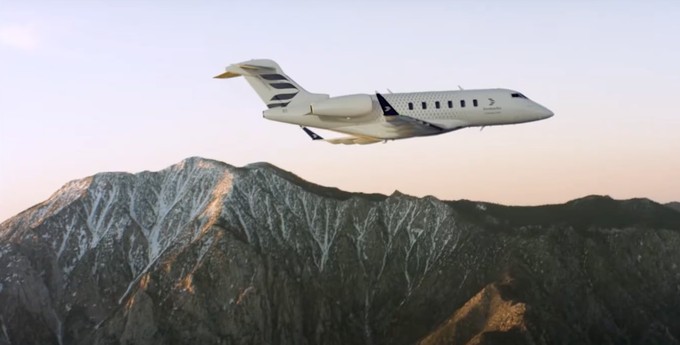 Bombardier Challenger 3500 im Flug.