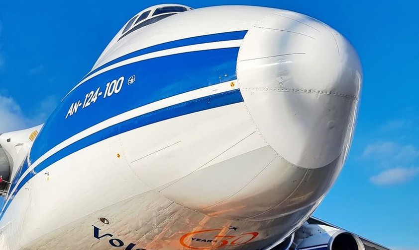 Antonov An-124 von Volga-Dnepr: Kanada hat ein Exemplar konfisziert und will das Geld aus dem Verkauf für den Wiederaufbau der Ukraine nutzen.