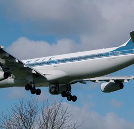 Airbus A340-313X von Olympic Airlines: Die jets sind jetzt amerikanisch.
