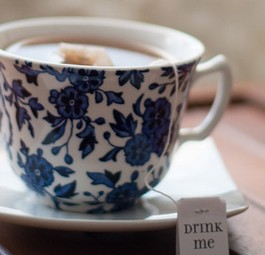 Teetasse: Für Gratistee sollte man sie bei British Airways dabei haben.