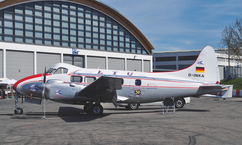 Die originale De Havilland Dove mit dem Kennzeichen D-INKA flog ab 1957 für LTU, wurde aber zwei Jahre später nach ihrer Veräußerung an die belgische Sotramat zerstört, als sie in Frankreich gegen einen Hochspannungsmast prallte.