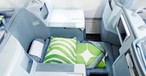 Zum Bett umgebauter Business-Class-Sitz im A330 von Finnair: Einsteigen in London.