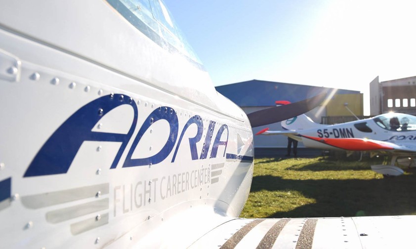 Schulflugzeuge der ehemaligen Adria Airways: Flugschule für 7500 Euro verkauft.