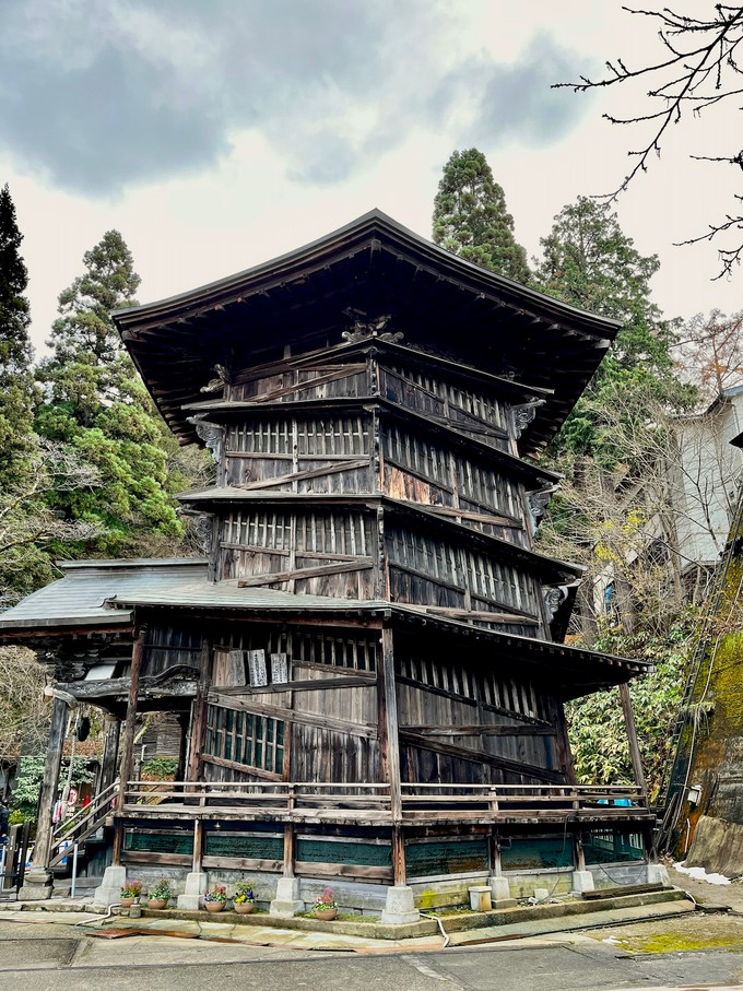 Tempel Sazae do