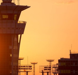 Tower am Flughafen Paris Orly: Frankreichs Lotsen stehen in der Kritik.