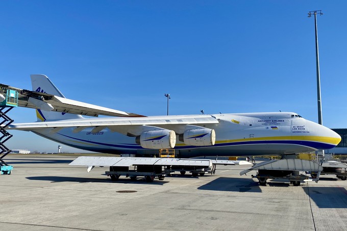 Die UR-82029 («Be brave like Bucha»).