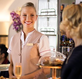 Bordbar im Airbus A380 von Emirates: Ein spezielles Extra.