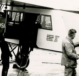 Eine Fokker F.II von Luft Hansa: Das Modell des ersten Fluges.