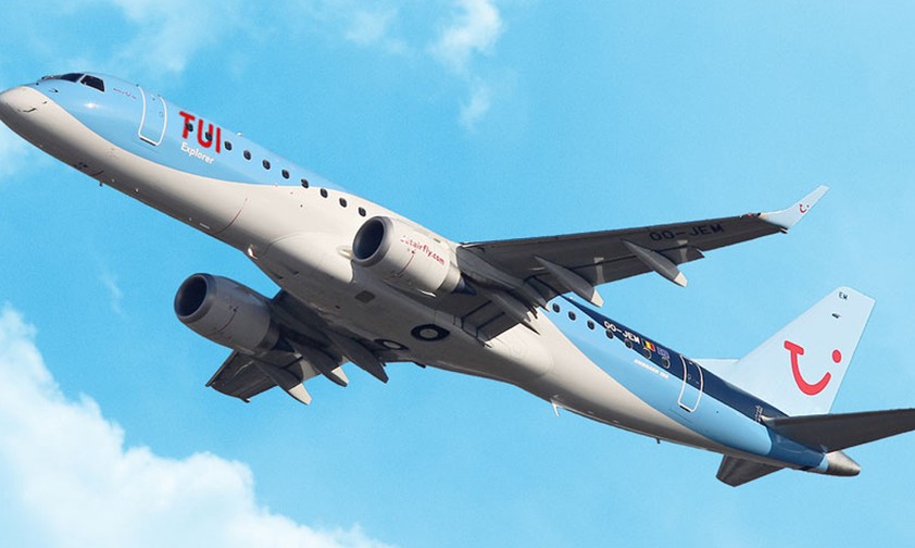 Embraer E190 von Tuifly Belgium: Fliegen auch ab Antwerpen.