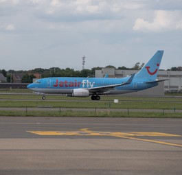 Boeing 737 der belgischen Tui-Tochter Jetairfly: Der Konzern erneuert seine Flotte.