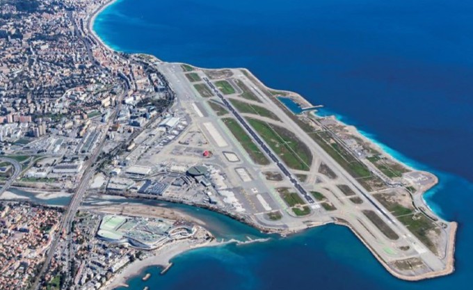 Flughafen Nizza: Hier kam es fast zur Katastrophe.