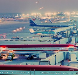 Terminal 2 im Jahr 1999: Beim Start ein hochmodernes Gebäude.