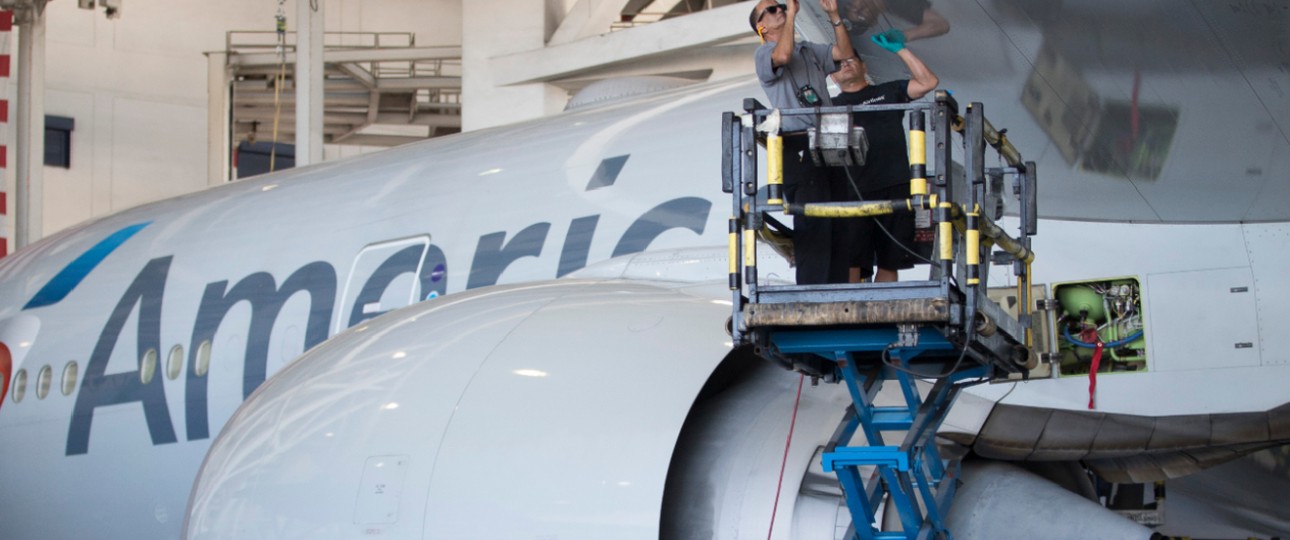 Wartung bei American Airlines: Ältere Jets könnten gleich ausgemustert werden.