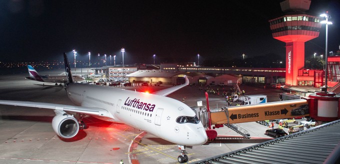 Für den letzten Flug nach und von Tegel nutzte Lufthansa einen Airbus A350.