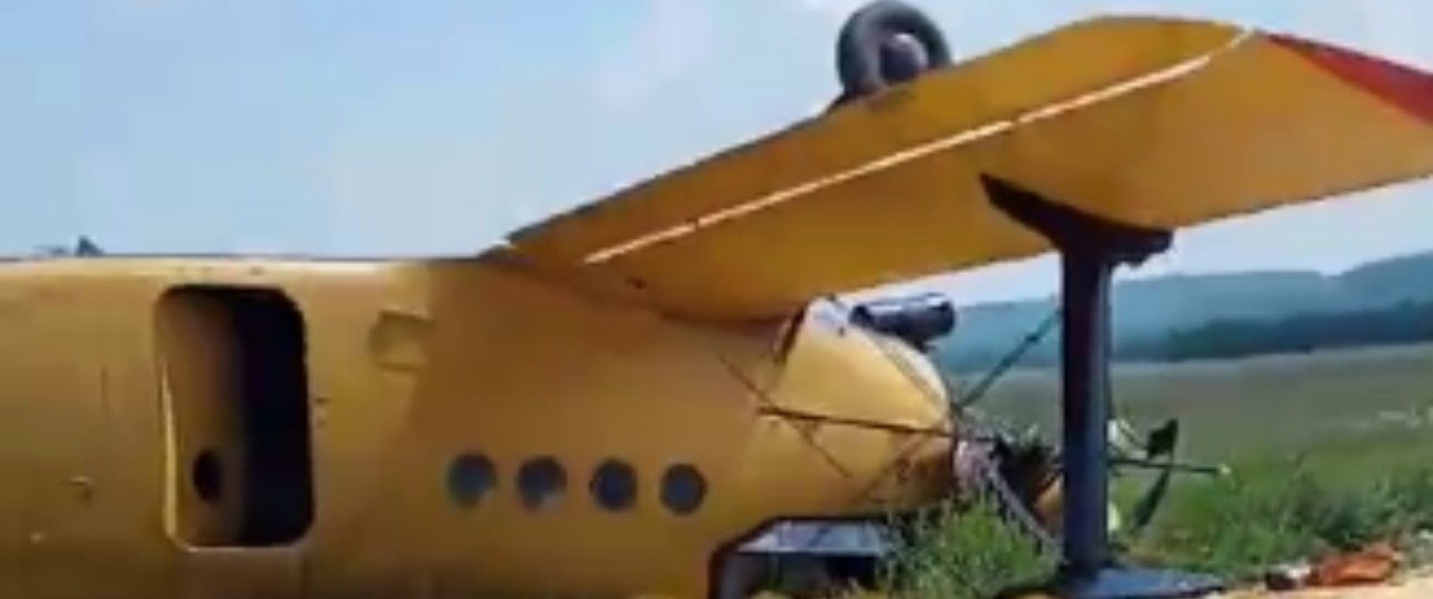 Die verunglückte Antonov An-2: Offenbar wurde niemand verletzt.