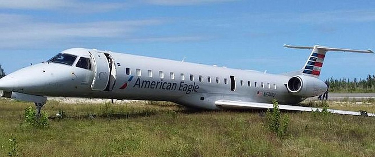 Die verunglückte Embraer ERJ145 von American: Nur zwei leicht Verletzte.