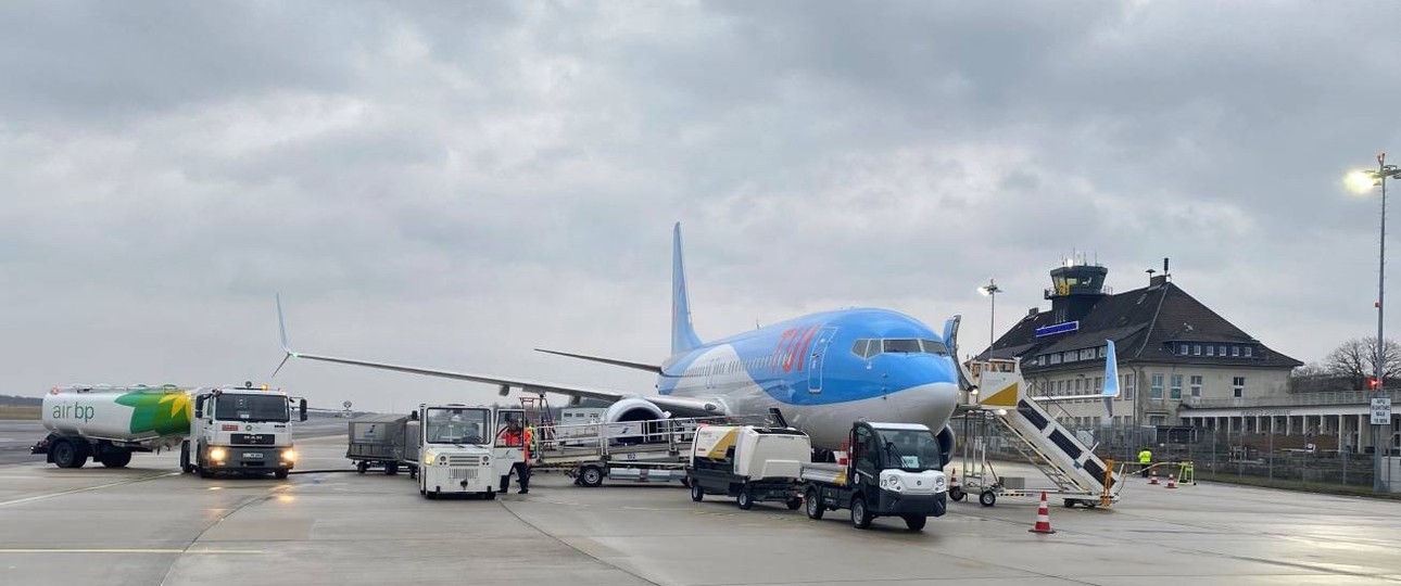 Eine Boeing 737 von Tuifly: Aufgrund des Streiks startet die Maschine ab Braunschweig statt Hannover.