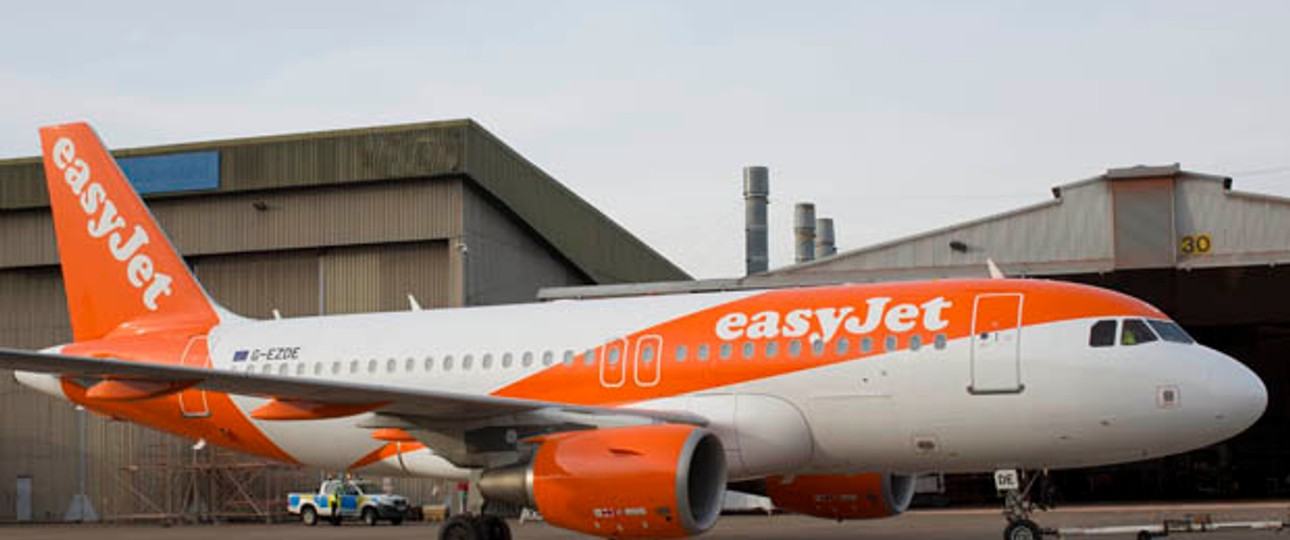 Erstmals seit 16 Jahren ändert Easyjet die Bemalung seiner Flieger. Das Logo wurde 15 Prozent vergrößert. Und...