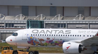 qantas airbus a321 xlr great barrier reef 01