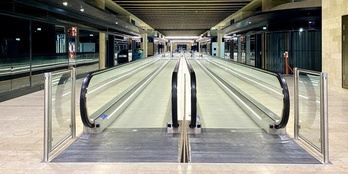 Die Behörden haben Flugsteig H von Terminal 3 schon abgenommen.