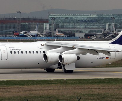 Die BAE 146 als sie als D-AEWP noch für Eurowings flog: Heute fliegt sie als EP-MOM für Yazd Air.