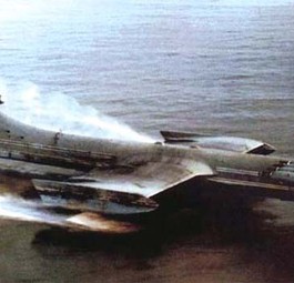 Das Kaspische Seemonster wurde 1964 von der UdSSR entwickelt. Es war rund hundert Meter lang und hatte zehn Triebwerke. Die Nutzlast betrug bis zu 540 Tonnen.