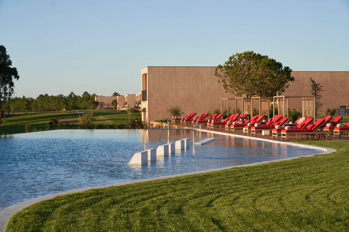 Praia do Canal Pool area