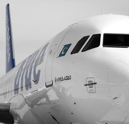 Jet der pakistanischen Fluglinie Airblue: Bald nur noch im Inland unterwegs?