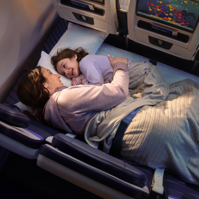 united airlines boeing 787 9 elevated relax row