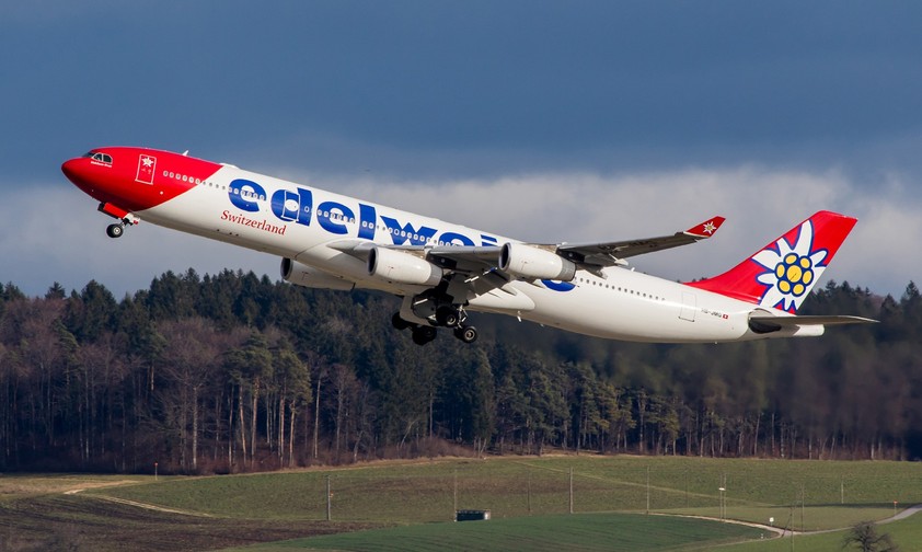Edelweiss: Mit zwei A340-300 werden Urlaubsziele angeflogen.