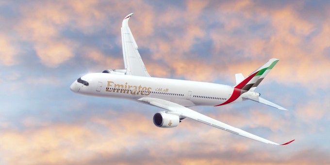 <strong>Tag 4 (16. November):</strong>
Emirates bestellt <a href="https://www.aerotelegraph.com/emirates-kauft-weitere-airbus-a350-aber-boeing-order-deutlich-groesser">15 weitere Airbus A350-900</a>. Insgesamt bekommt die Airline damit 65 der Flieger. Sie sollen von 2024 bis Anfang 2028 ausgeliefert werden.