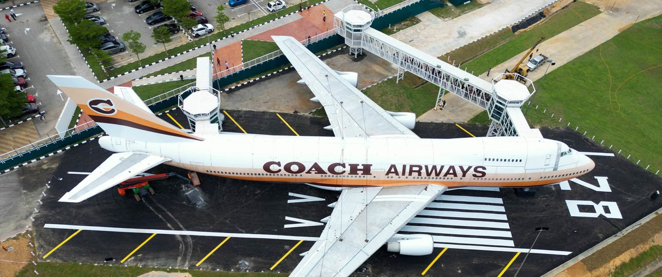 Die 747-200 aus der Luft. Früher flog die Maschine für Lufthansa.