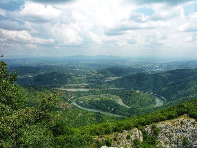 Blick auf die Schlucht von Ovcar Kablar